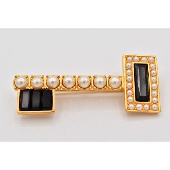 Karl Lagerfeld Jewelry - Karl Lagerfeld Vintage Key Brooch Pearl Black Crystal Gold Runway Signed Bin5B